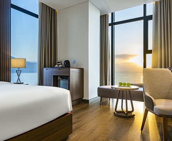 Executive Ocean Twin